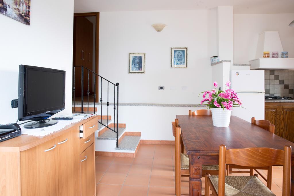 Appartamenti Torre Di Bari Bari Sardo Εξωτερικό φωτογραφία